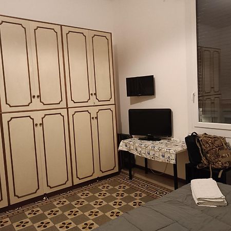 B&B Matteotti 23 Болонья Екстер'єр фото