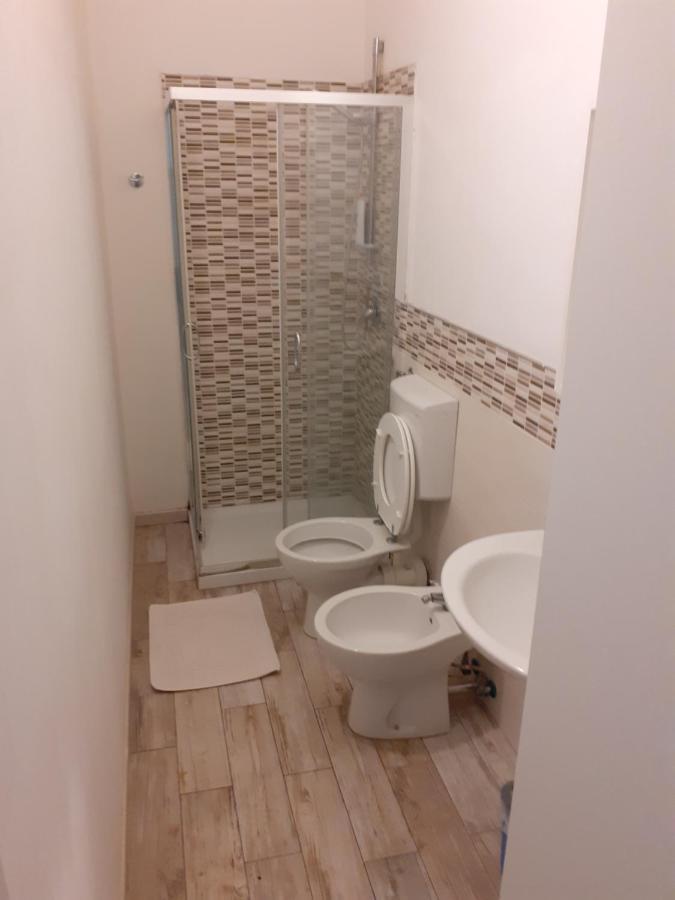B&B Matteotti 23 Болонья Екстер'єр фото