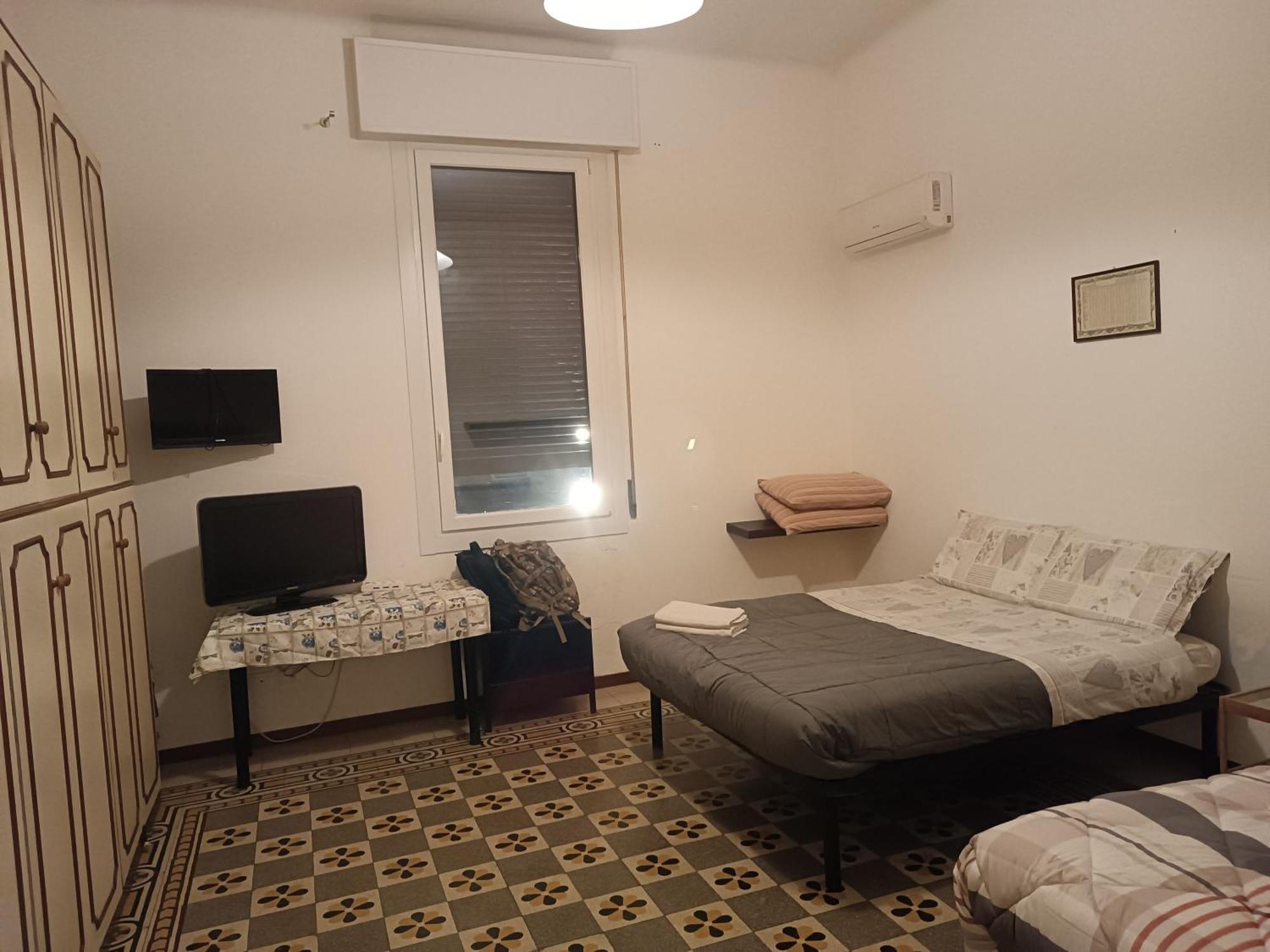 B&B Matteotti 23 Болонья Екстер'єр фото